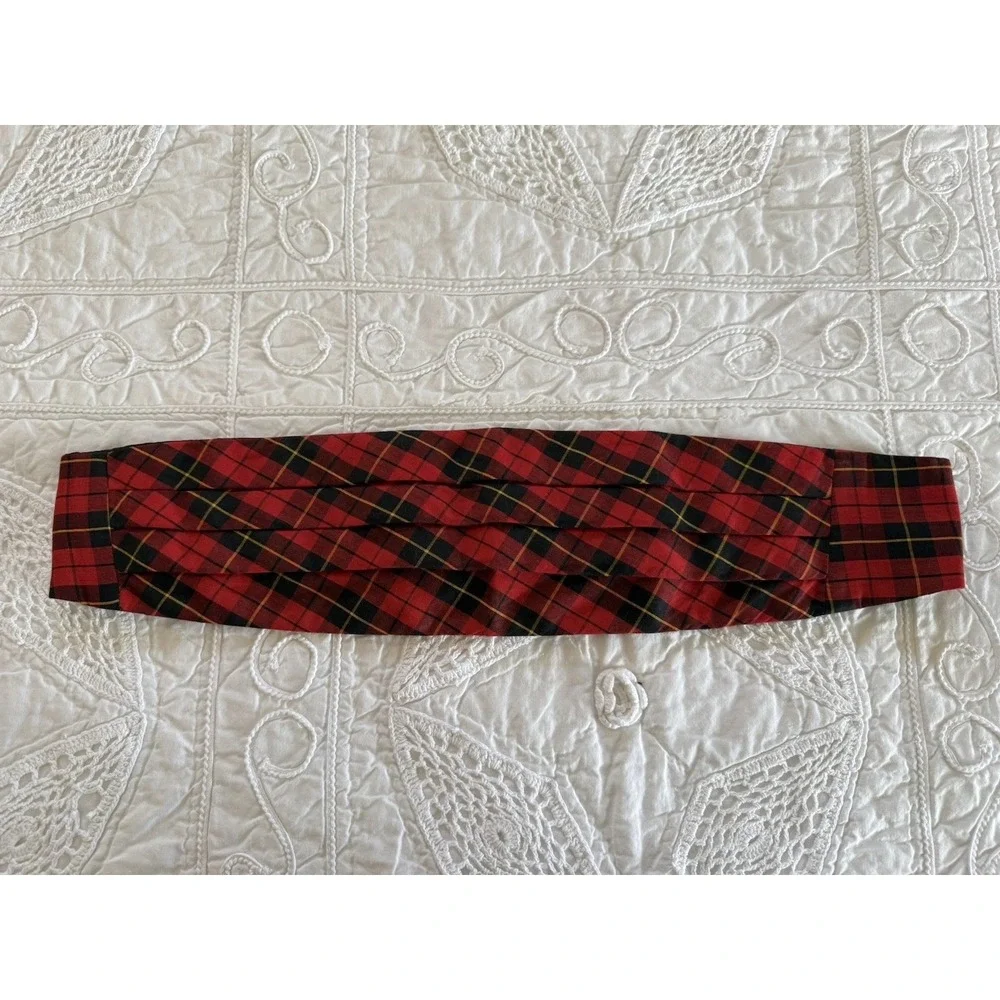 Vintage After‎ Six By Rudofker Red and Black Cummerbund Size L Adjustable to 40